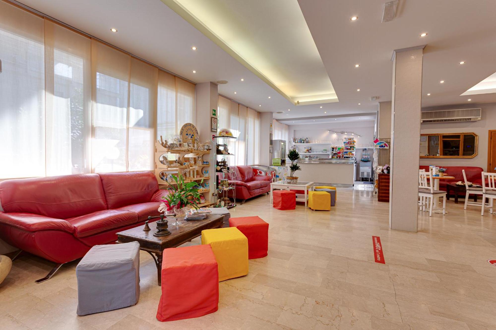Hotel Kiss Cesenatico Ngoại thất bức ảnh