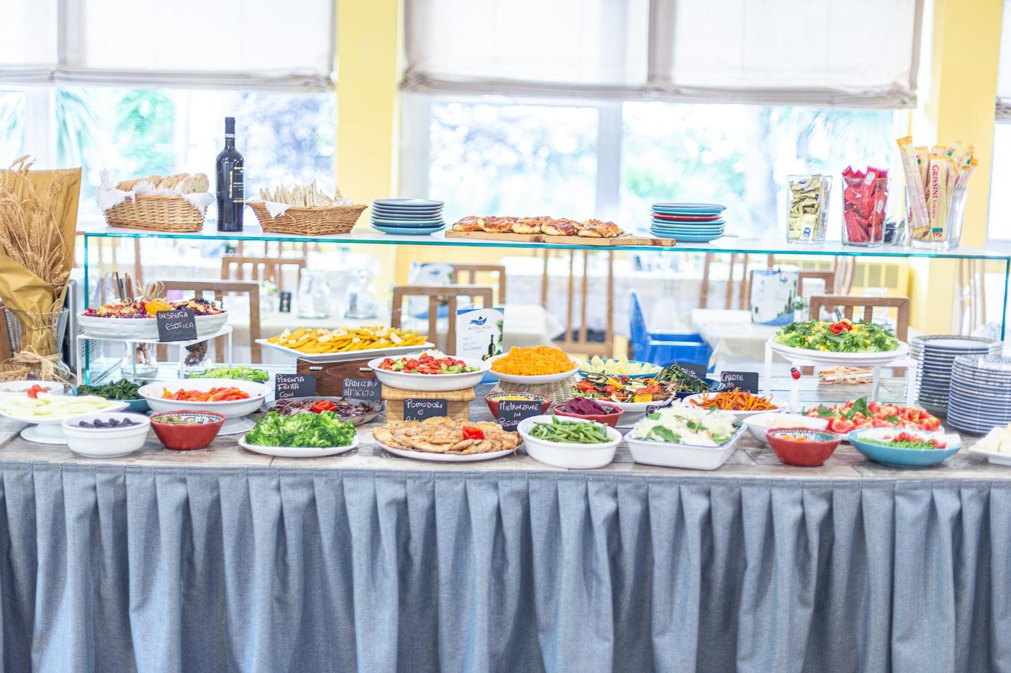 Hotel Kiss Cesenatico Ngoại thất bức ảnh