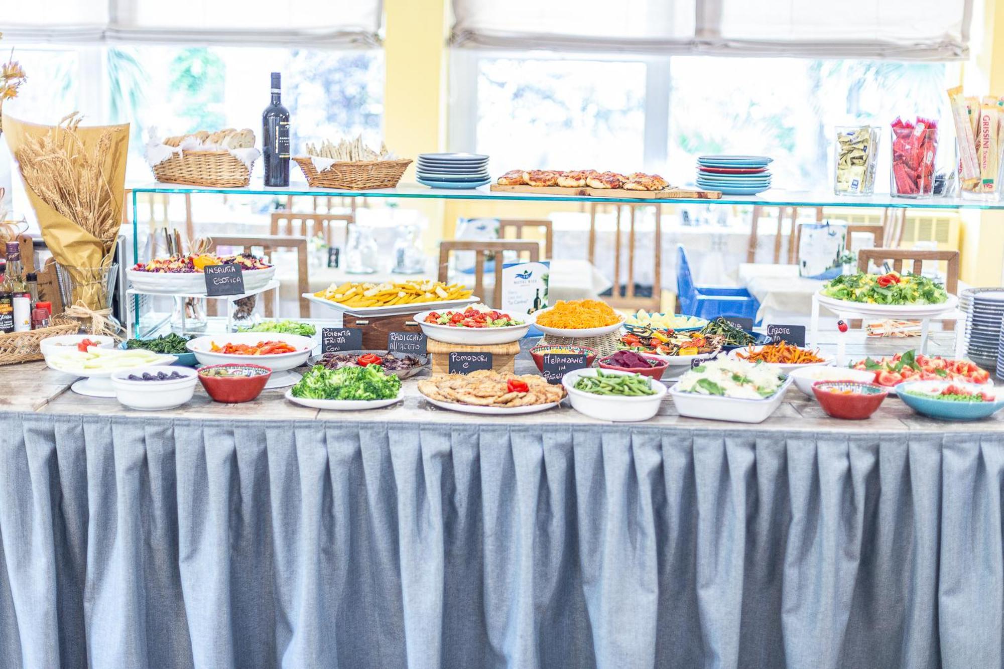 Hotel Kiss Cesenatico Ngoại thất bức ảnh