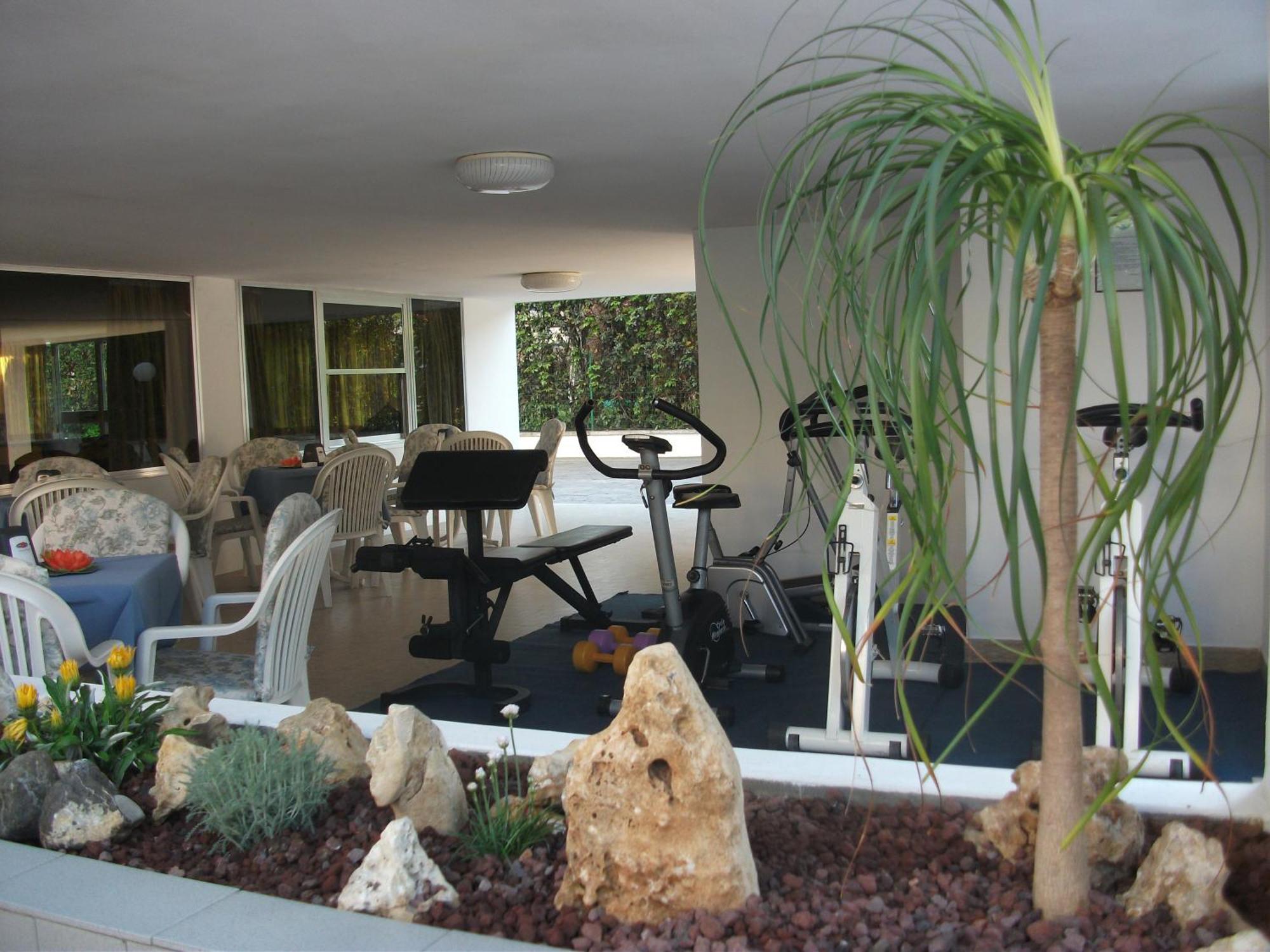 Hotel Kiss Cesenatico Ngoại thất bức ảnh